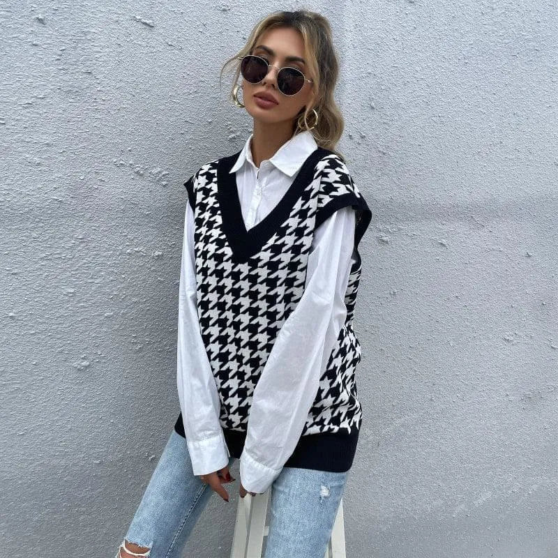 Bridgett Checkered Knit Vest - Black / s - St Vesti | Blazers & Cardigans