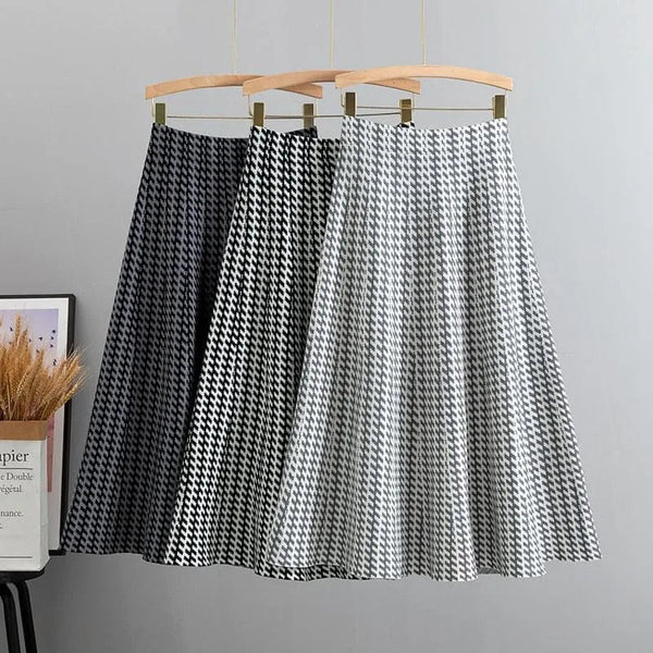 Chic Viscose Knit Skirt - Grey / One Size - St Vesti | All Womens Skirts Leather Skirts And Maxi Skirts